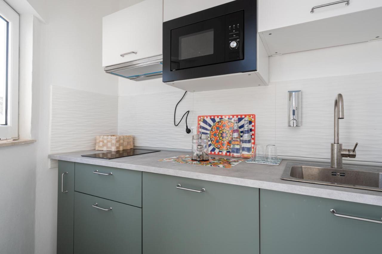 Attico 37 - Suite Con Terrazza Privata E Cucina Palermo Exterior foto